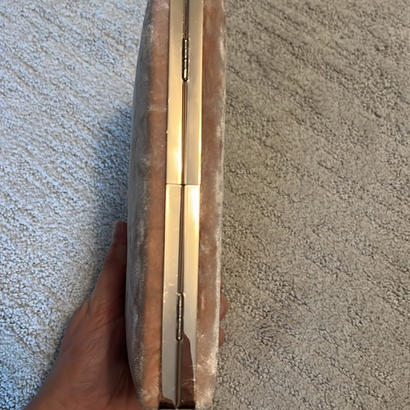 Pink Velvet Box Clutch - Picture 4 of 4